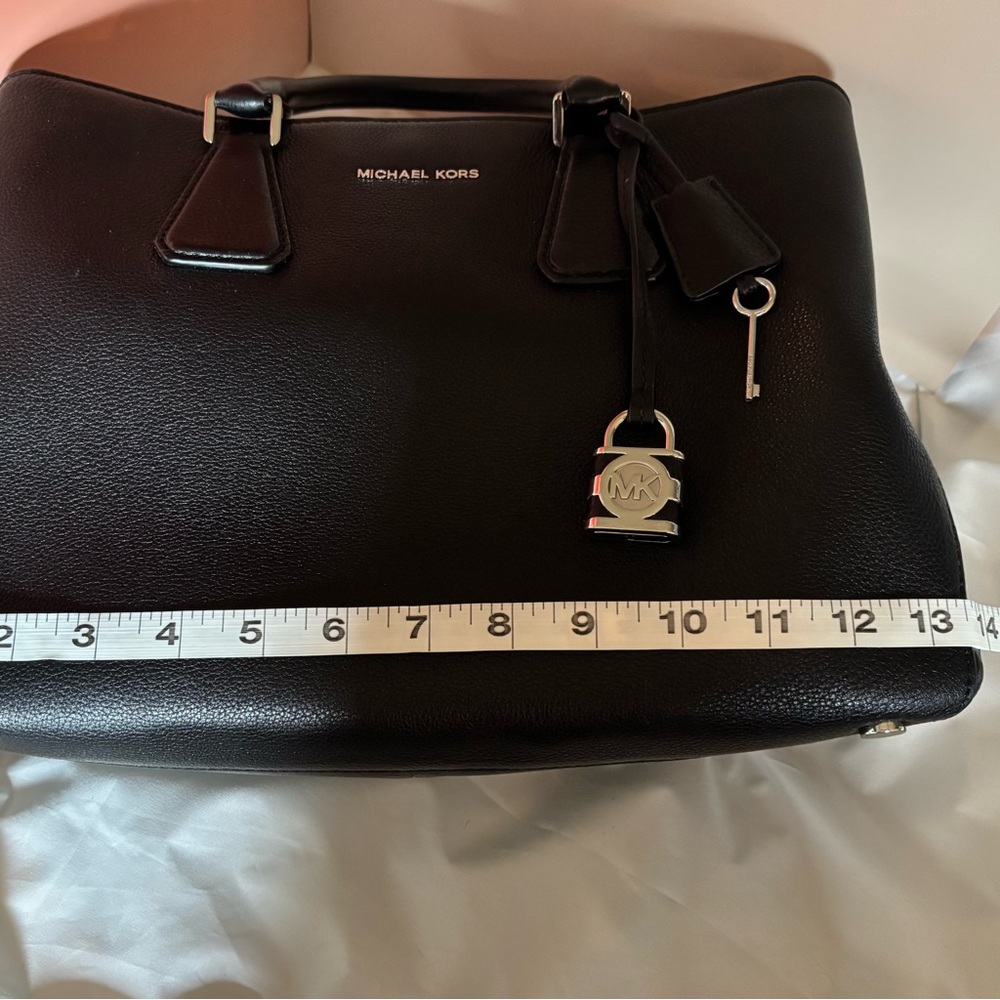 MICHAEL KORS Black Pebbled Leather Camille Satchel - Picture 5 of 8